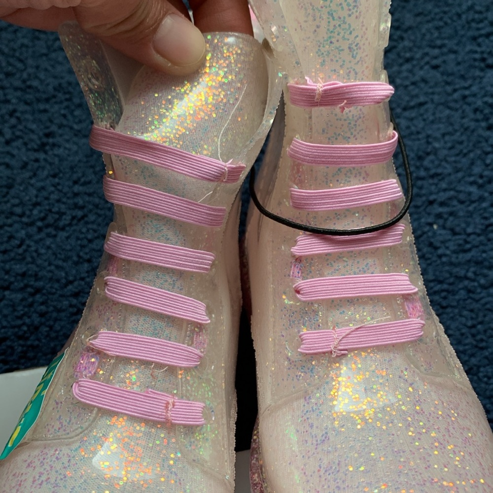 Little Girls Size 10 Shoes - Picture 11 of 11